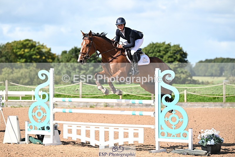 240912A-113114-00591 - Cls 2 Snr Newcomers