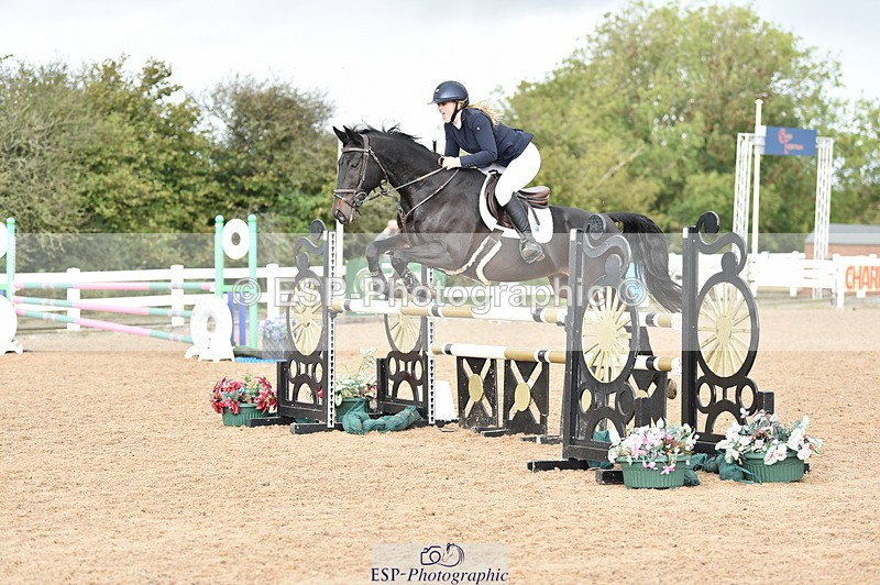 231013A-124722-01633 - Cls 3 1.05m Amateur Quali