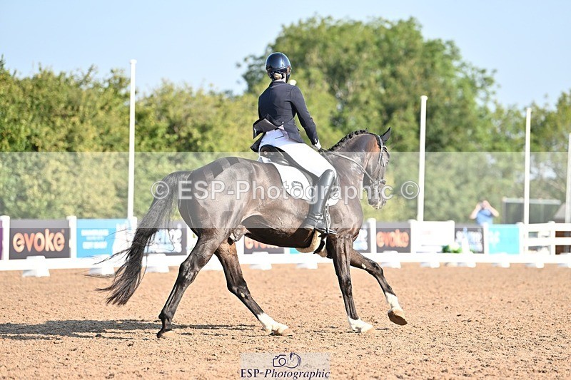 250816-090232-02546 - 113-Chloe.BakerFirst.Date.III