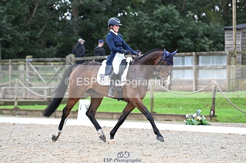 231019-123026-02789 - 045-HILDARE.REGARDE.MOI-Danielle.Mccormack-DR