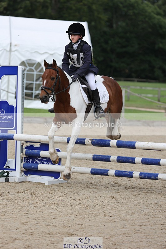 240823X-140222-18148 - 70cm R1 13.45 to 15.30