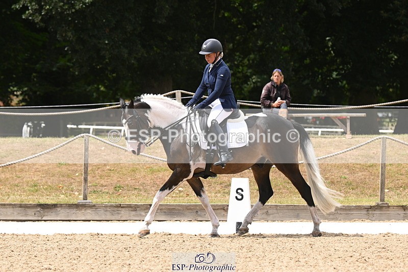 250720A-123710-10395 - 164-Dominique.Kinnaird-Perry-Pallas.Vanquish