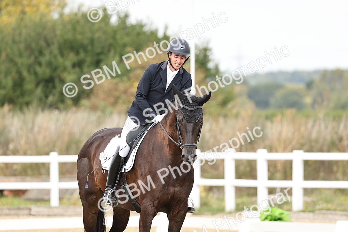 SBM_013088 - Class 3 - Novice 4 - 11.43-12.25