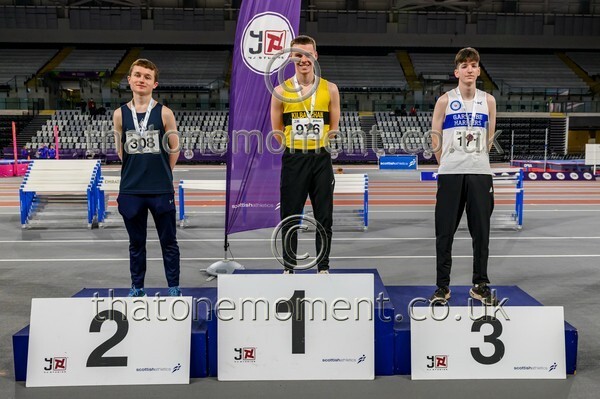 SenInd26-810911 - Medals