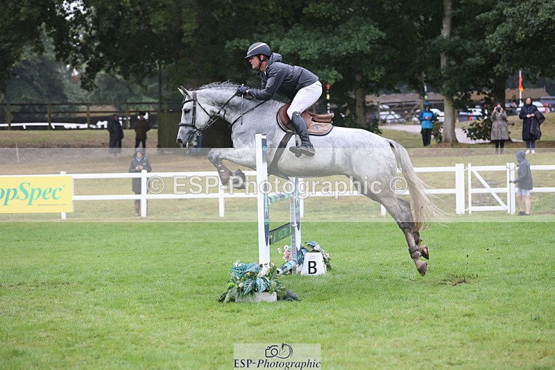 250830A-142514-06983 - Cls 16 Snr Newcomers and 1.10m Open