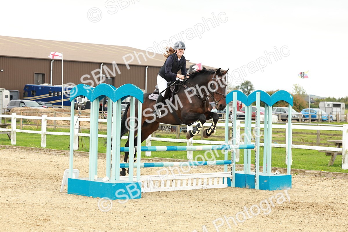1I0A7003 - Class 2 - Senior British Novice