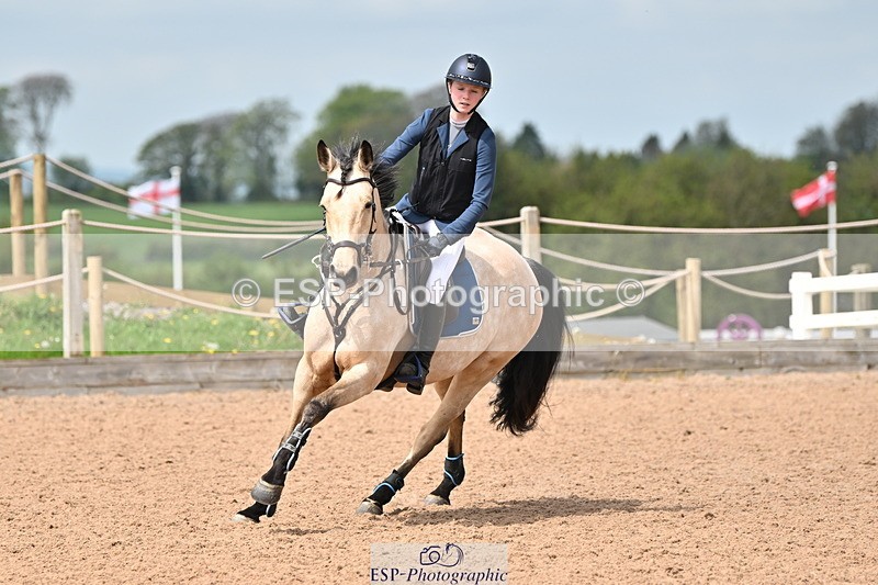 240506A-123716-08728 - Cls 5 Pony Foxhunter & 1.10m Open