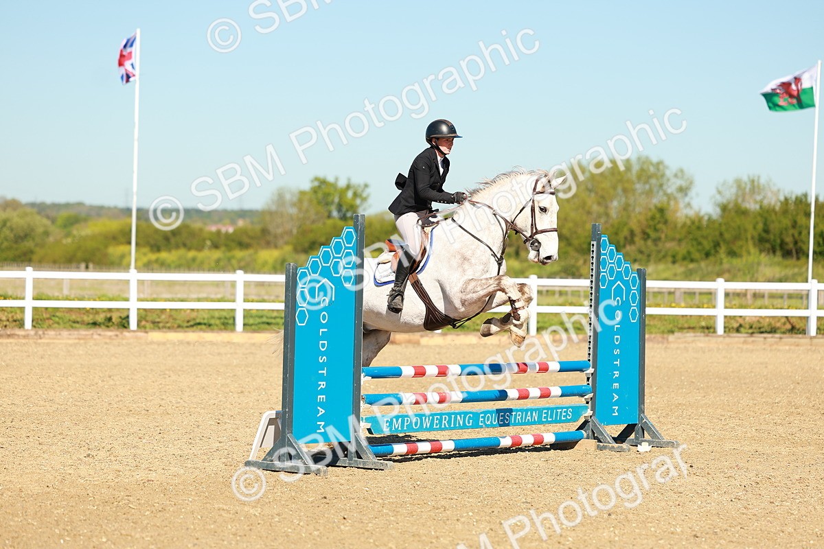 SBM_000122 - Class 1 - Clear Round