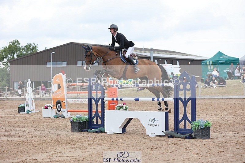 250719-182718-17966 - Cls 7, 3 Star Big Tour Break to End