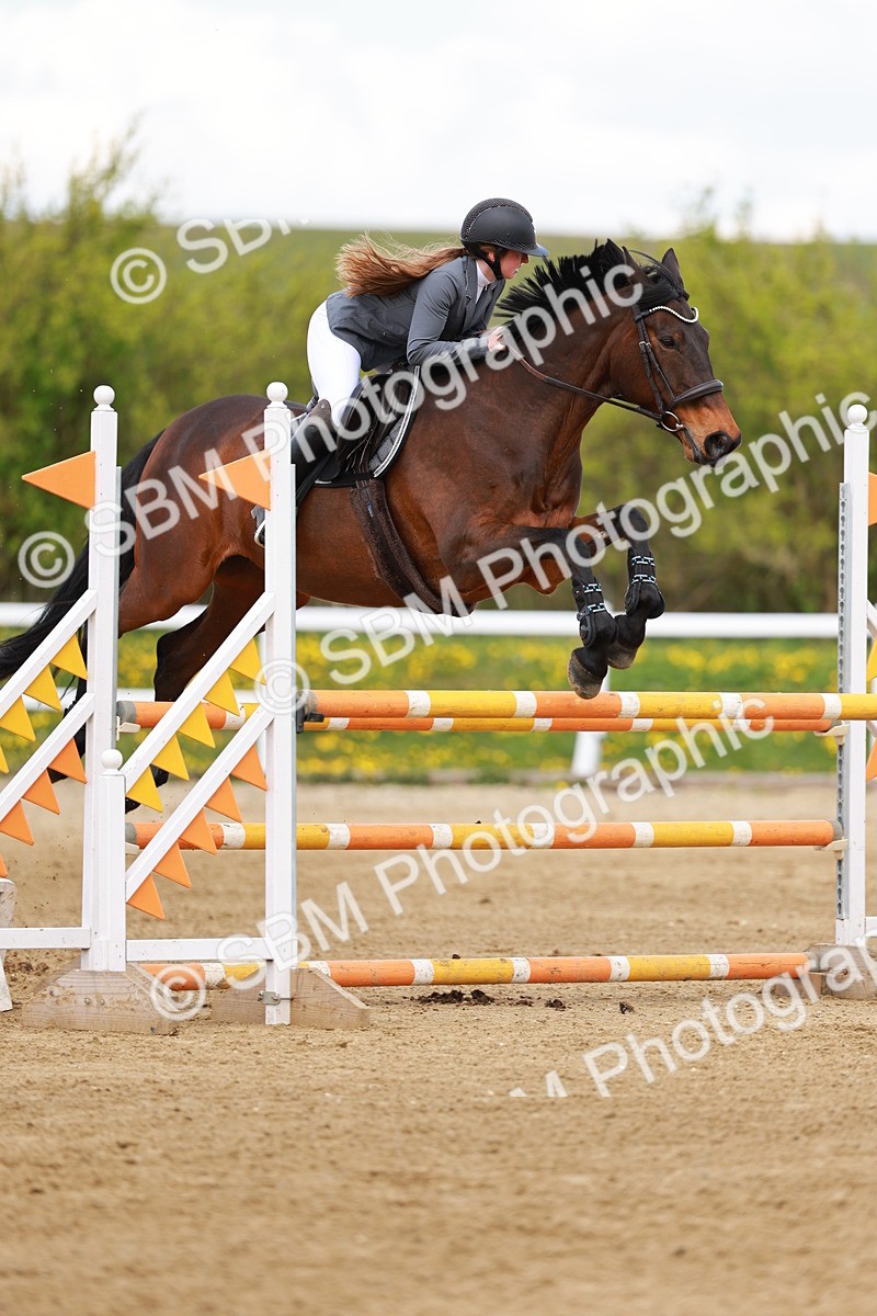 SBM_002023 - Class 4 - Senior Newcomers - 1.10m