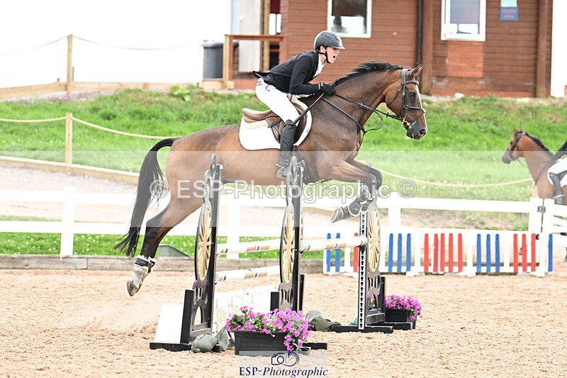 240802A-133503-04624 - Cls 25 1.05m Amateur Qualifier