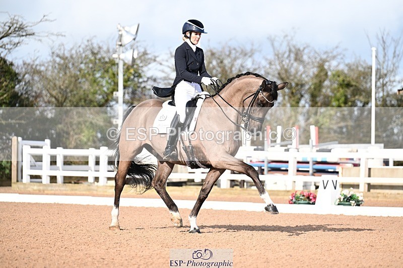 260213-114538-01589 - 017-Holly.Kerslake