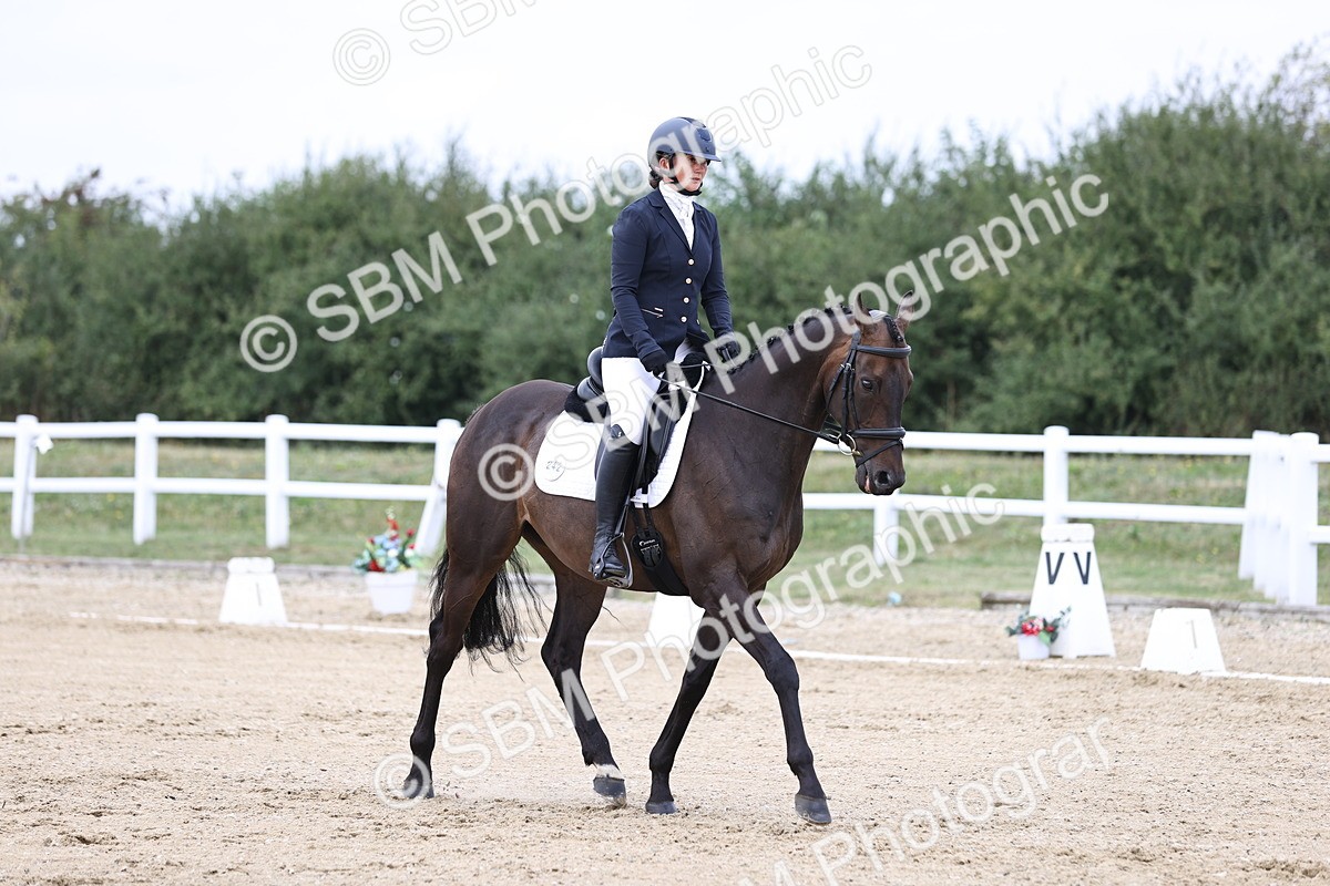 SBM_016867 - Class 14 Novice 23 - 11.53-12.56