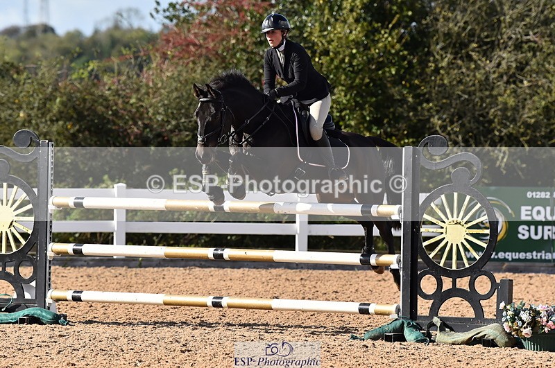 231014A-140518-05205 - Cls 15 1.05m Amateur Q 2nd R