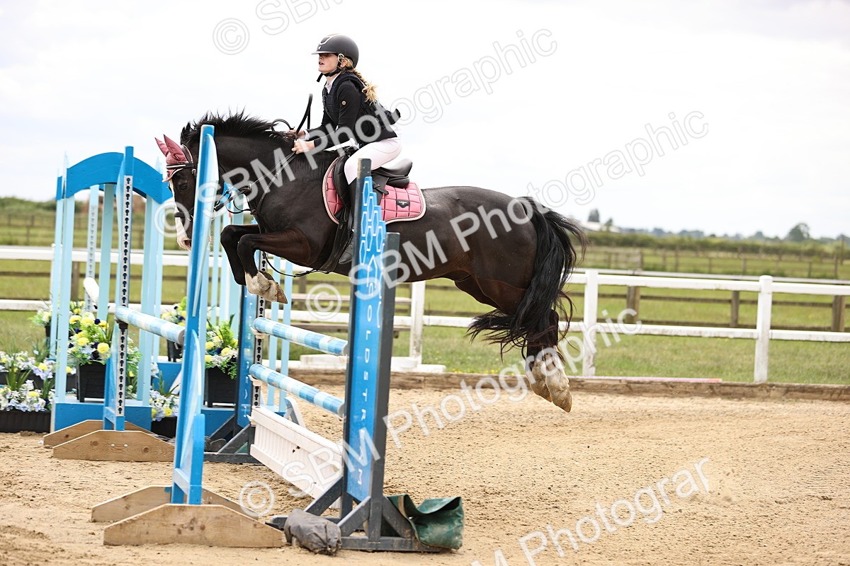 SBM_000362 - Class 4 - 1m showjumping