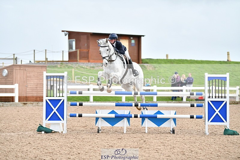 240124A-125013-00557 - Cls 3 Newcomers & 1.10m Open