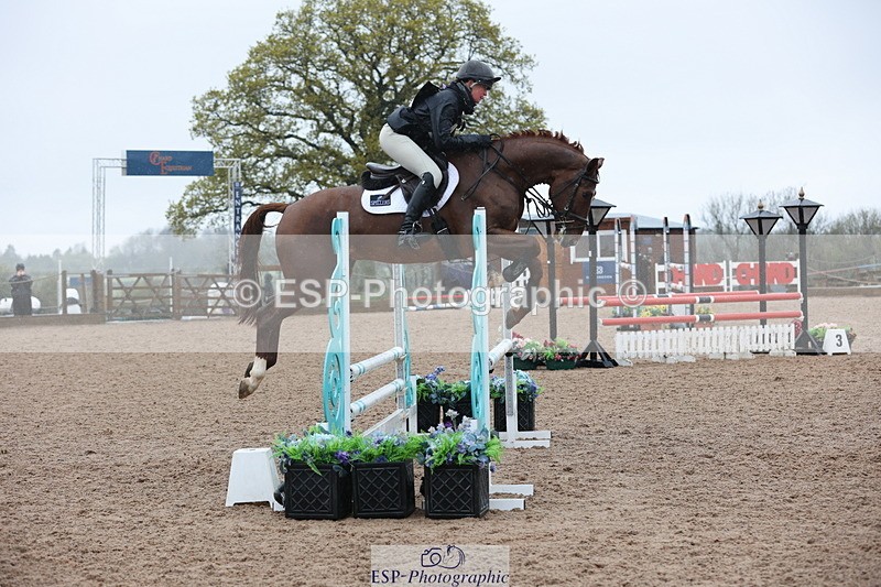 250418-122548-03733 - 256-Rosie.Bradley-Hole-POZNAN.VD.WATERMOLEN