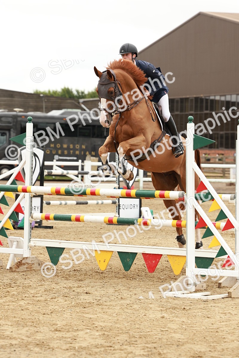 1I0A8055 - Class 5 - Senior Foxhunter 1.20m