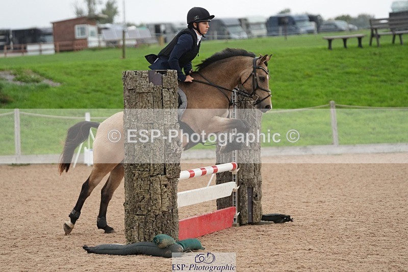 250920-100308-00535 - Cls 5 Pony British Novice and 80cm