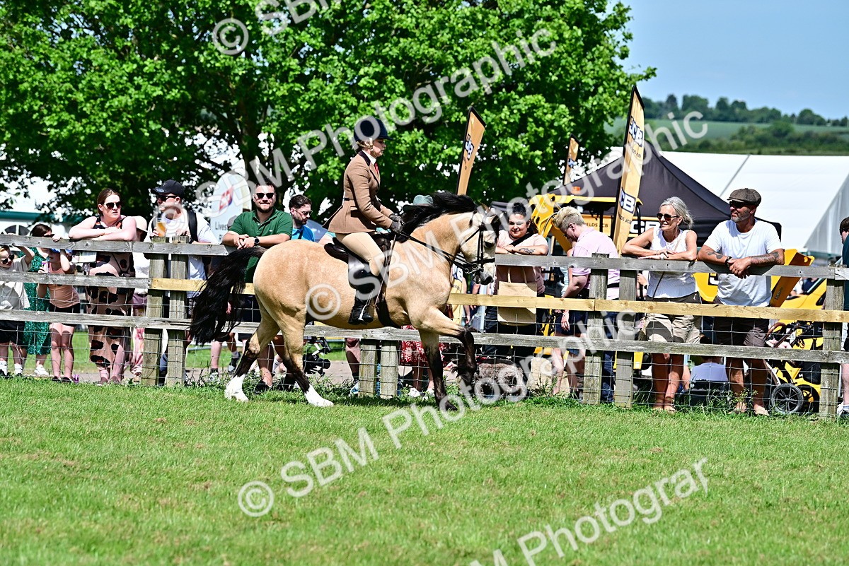 SBM_07895 - Class 61-62 - TSR  M&M Ridden Amateur of the Year