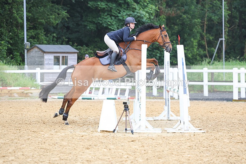 3E7A5339 - Class 4: Senior British Novice/90cm open