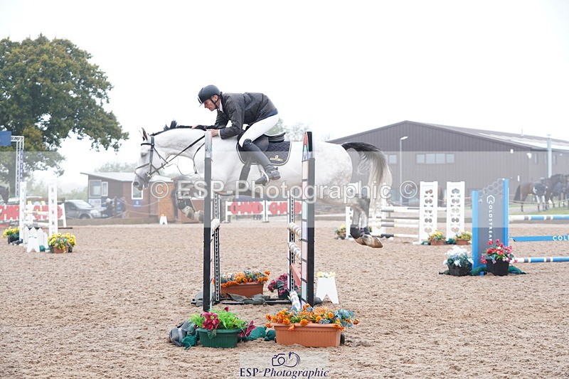 241006A-130436-06935 - Cls 20 Snr Newc & 1.10 Open