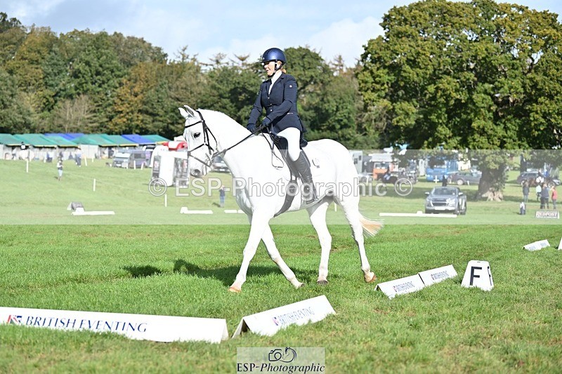 231020-115817-08281 - 651-RATHNAGREW.GREY.TEX-Nicola.Horsley-gubbins-DR