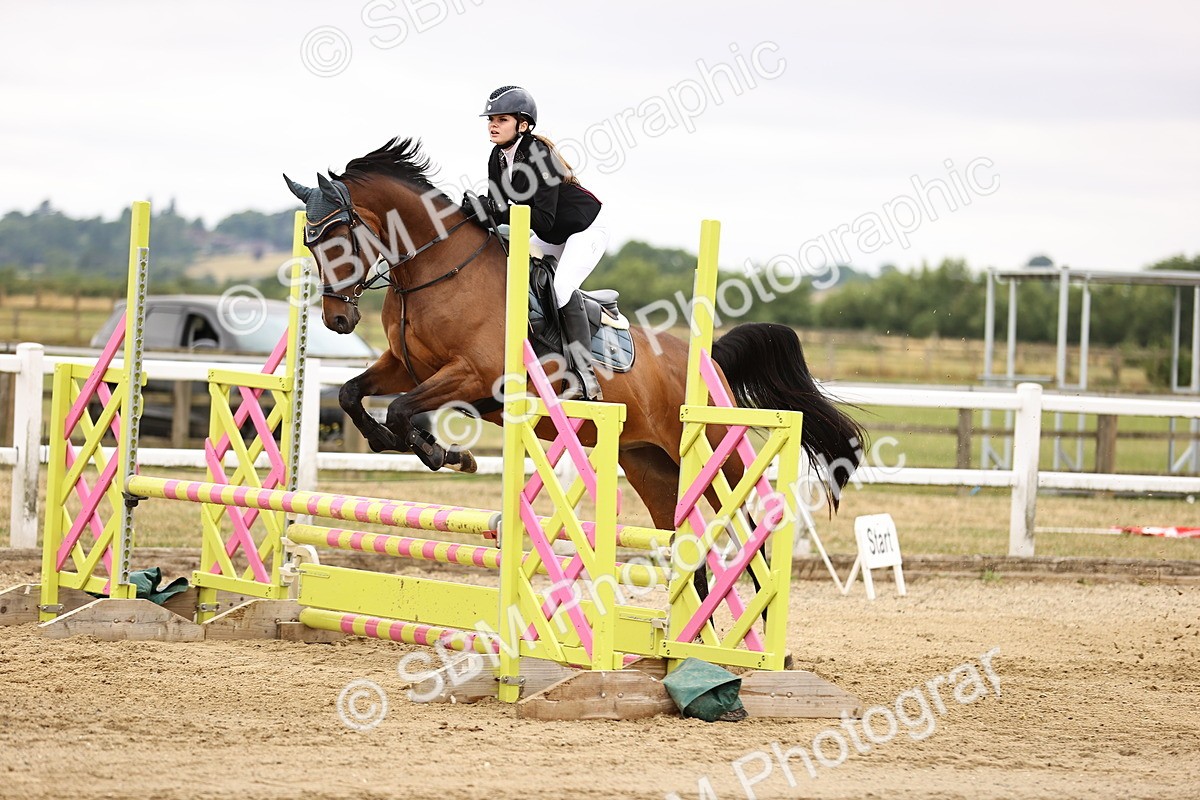 SBM_024450 - Class 8 - Clear Round