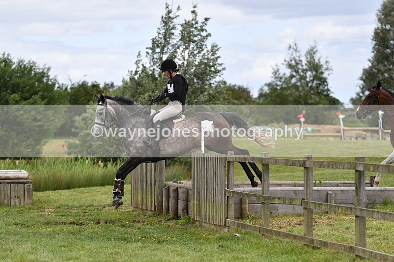 WJ5_3533 - Class 5 80cm Pairs