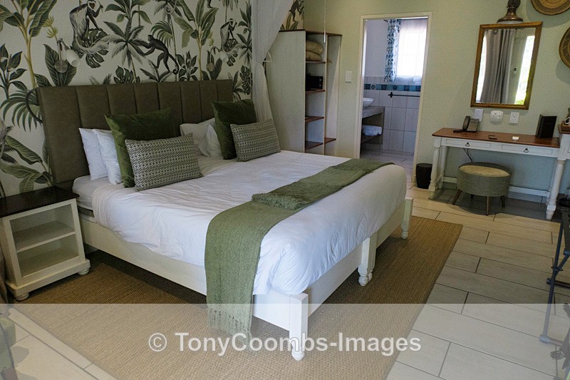 Vic Falls Lodge - Victoria Falls