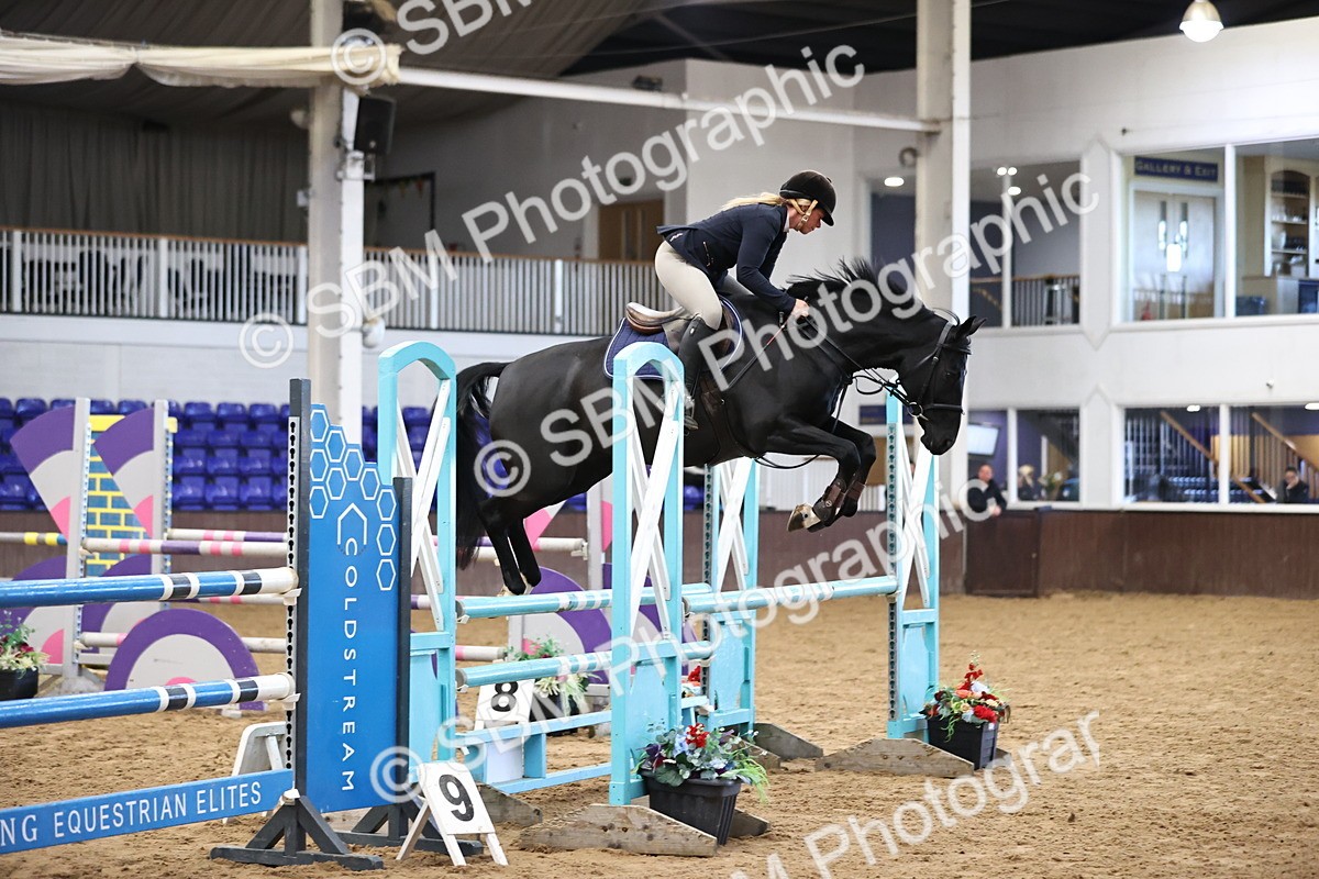 SBM_001597 - Class 4 - Senior Newcomers - 1.10m Open