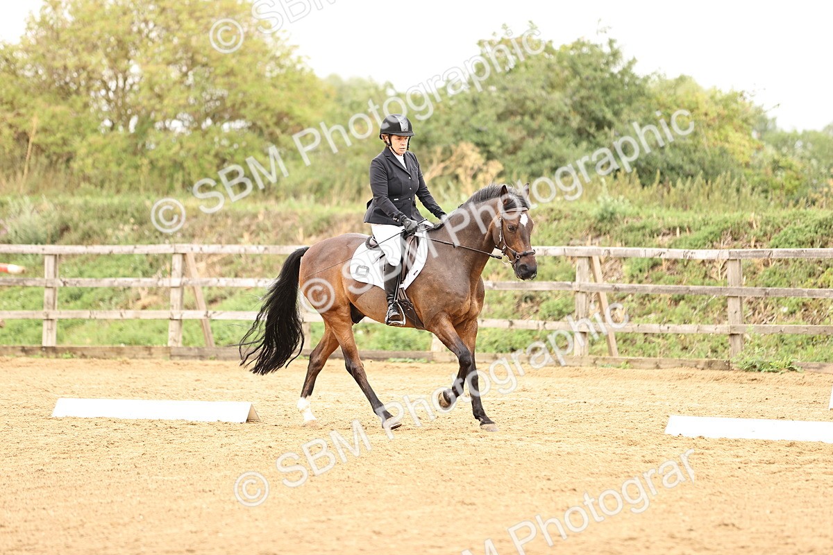 SBM_004052 - Class 7-10 - Novice 2-Elementary 2