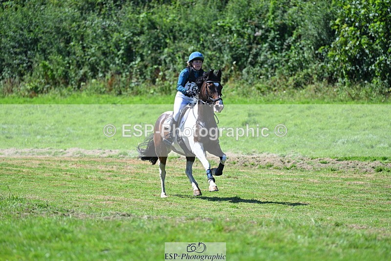 240811A-143014-04877 - 165-