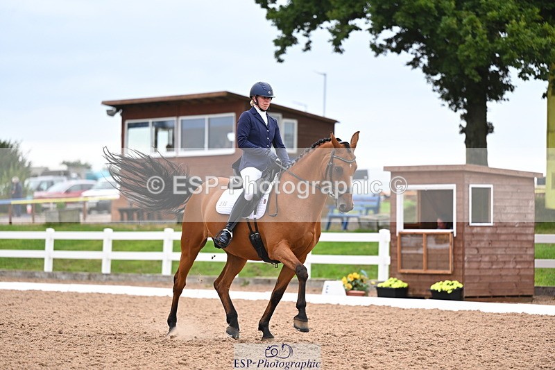 240817A-154922-10374 - 316-Hannah.Drinkwater-Sonnetti