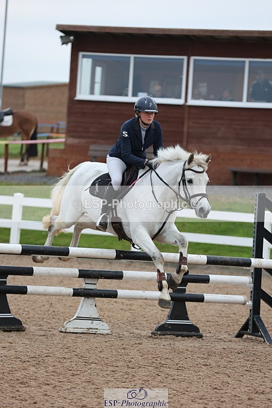 241101A-081220-00107 - FRI Cls 2 British Novice and 90cm Open