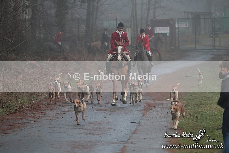HUPY 261224 133 - Pytchley with Woodland Hunt Boxing Day Meet 26th December 2024