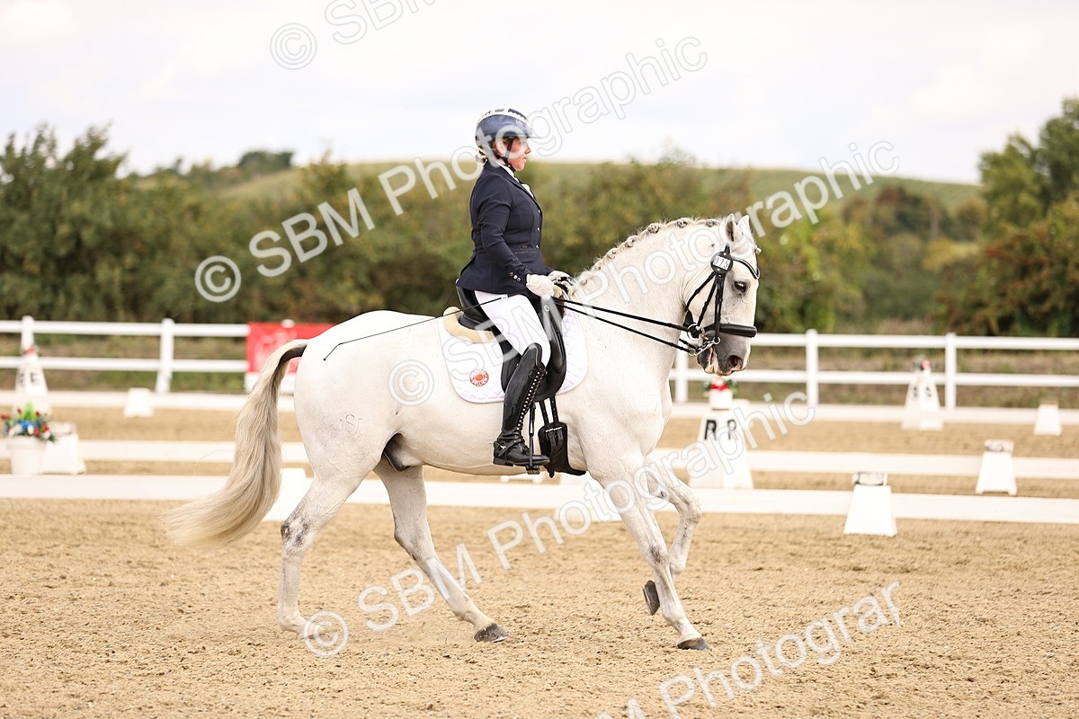 SBM_012966 - Class 2 - Advanced Medium 5 - 10.35-11.55