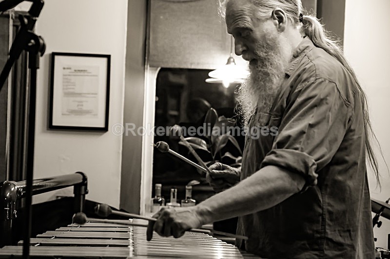  - Roger Beaujolais Italian Trio