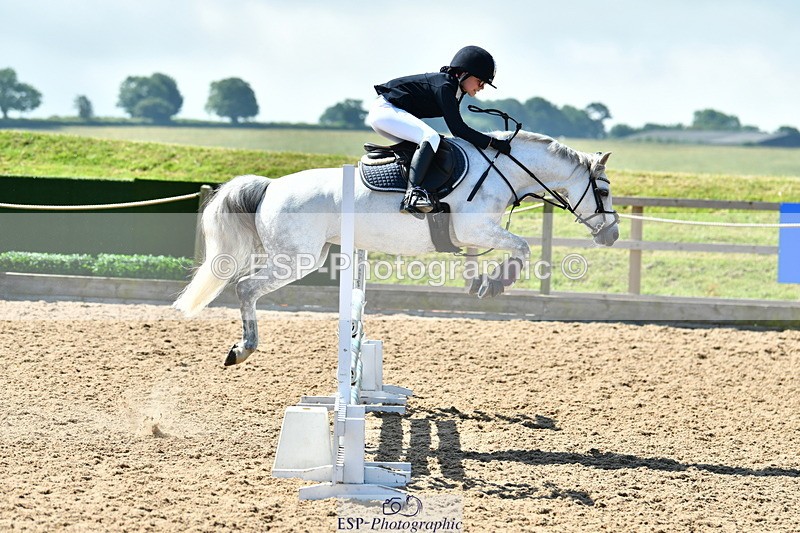 230624A-102350-00283 - Cls 37 Springboard 128 + 138cm