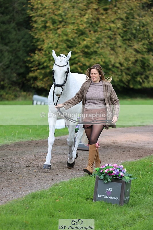 251026A-113933-25597 - G-558-Chloe.Chamulewicz