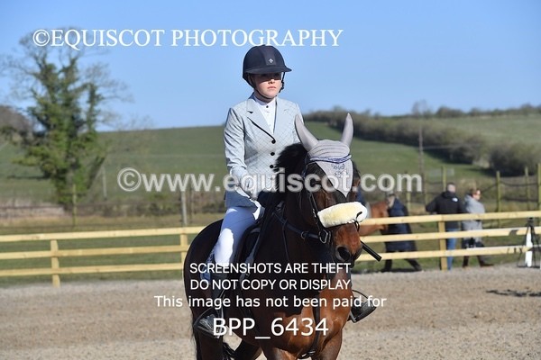 BPP_6434 - CLASS 10 SUN Newcomers/ 1m Open