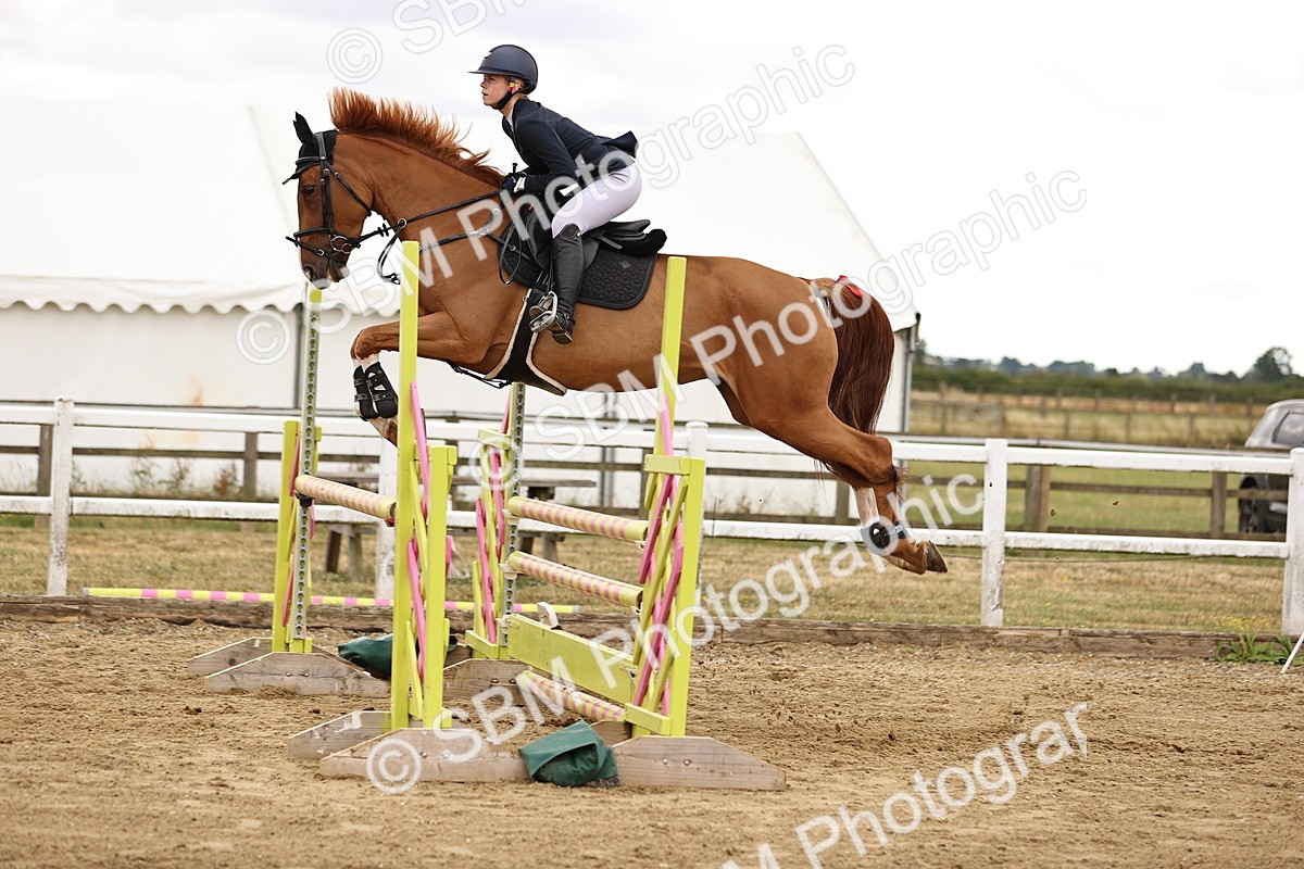 SBM_026886 - Class 13 - Senior Newcomers - 1.10m