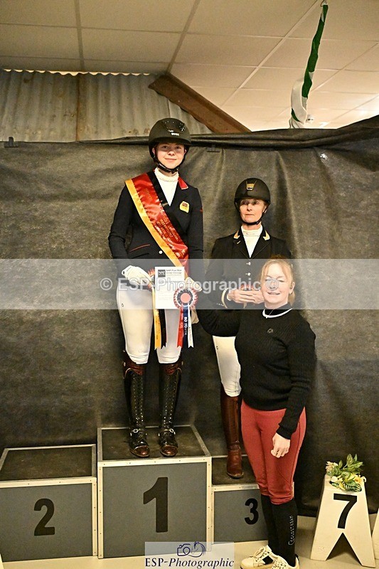 260215-104421-04599 - Cls 17 FS Adv Medium Silver Presentations