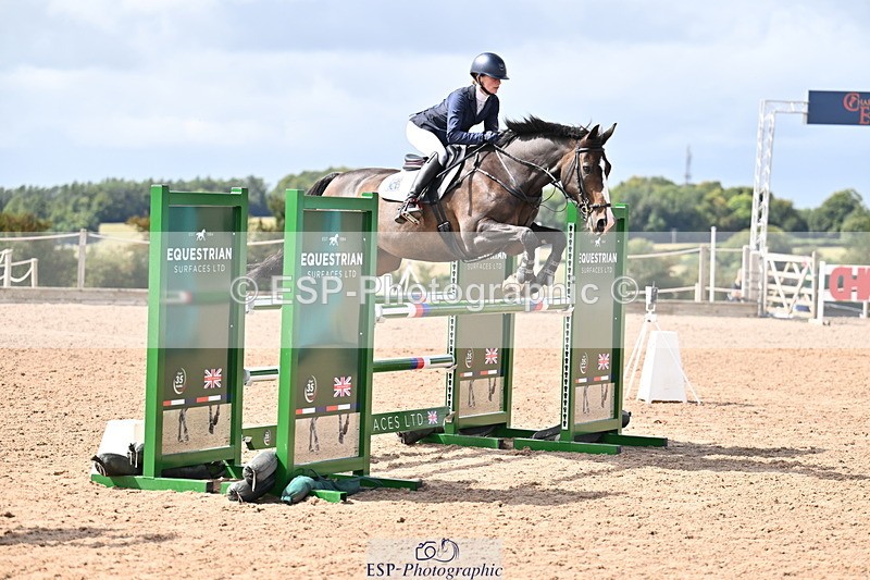 250827B-134754-00641 - Cls 4 Snr Newcomers 1.10m