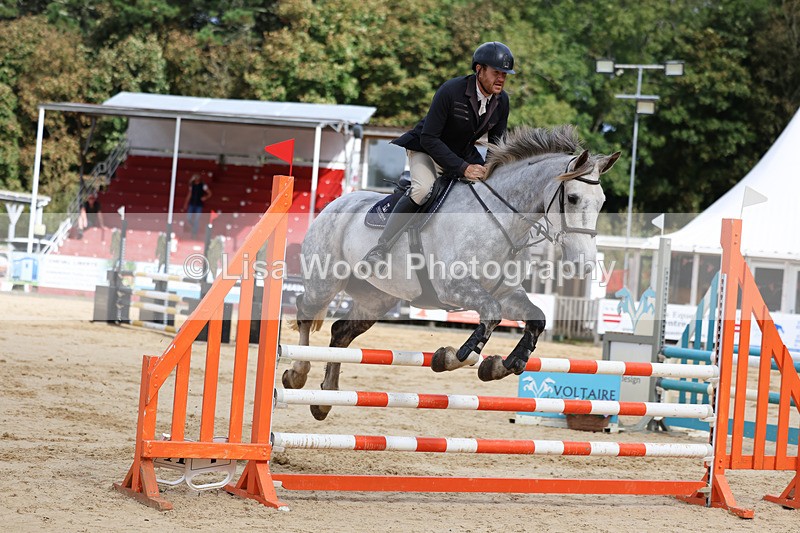 3E7A2184 - Class 4: Senior British Novice/90cm open