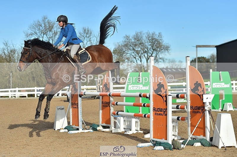 231111A-111554-01601 - Cls 11 Snr 1.05m Open