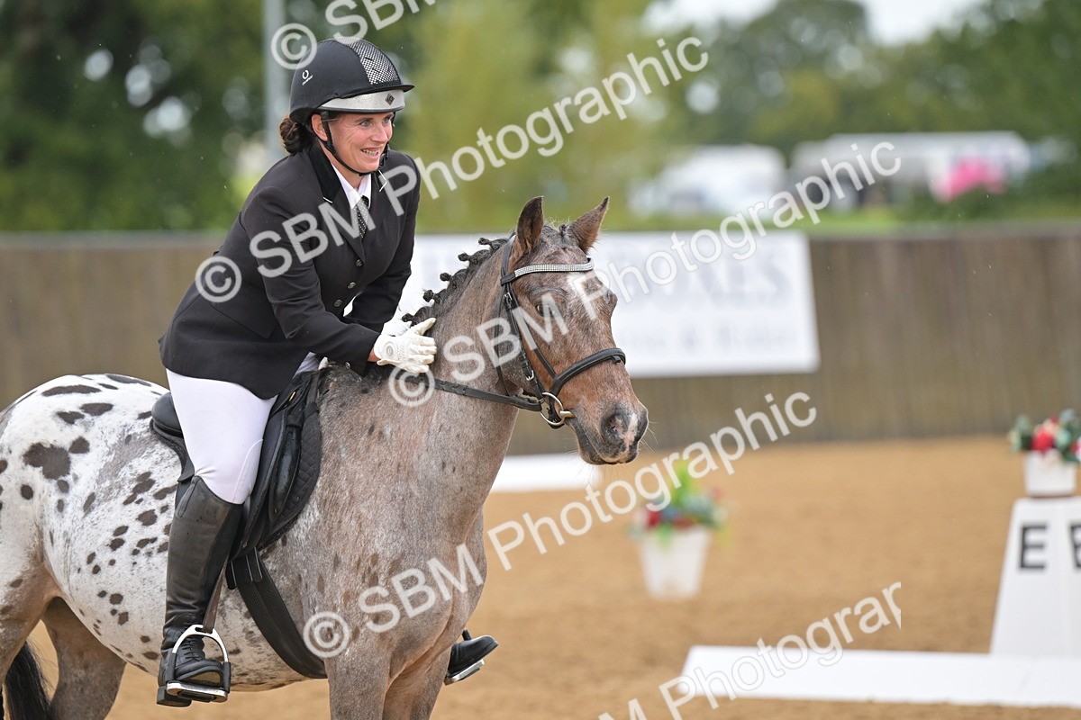 SBM_00513 - D2 - Small Tour Championship Intro 2
