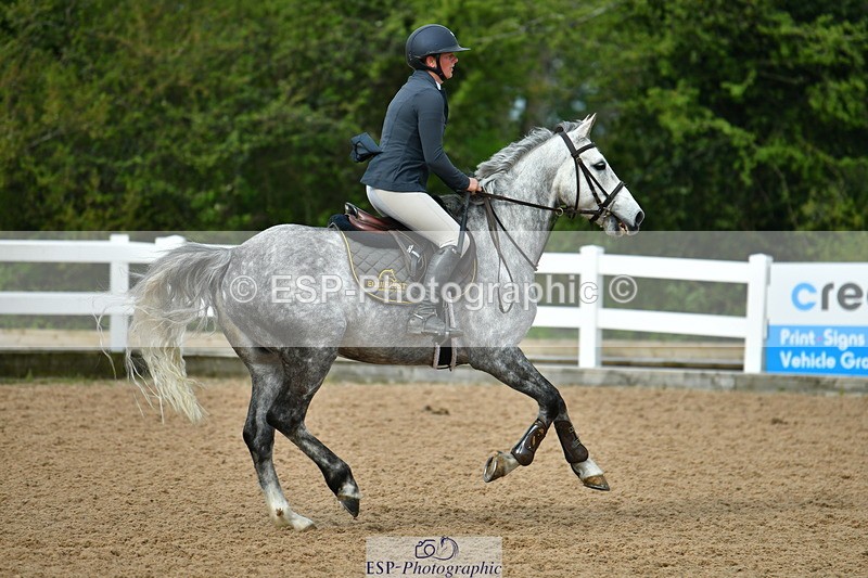 230504A-091404-00053 - Cls 1 British Novice & Open