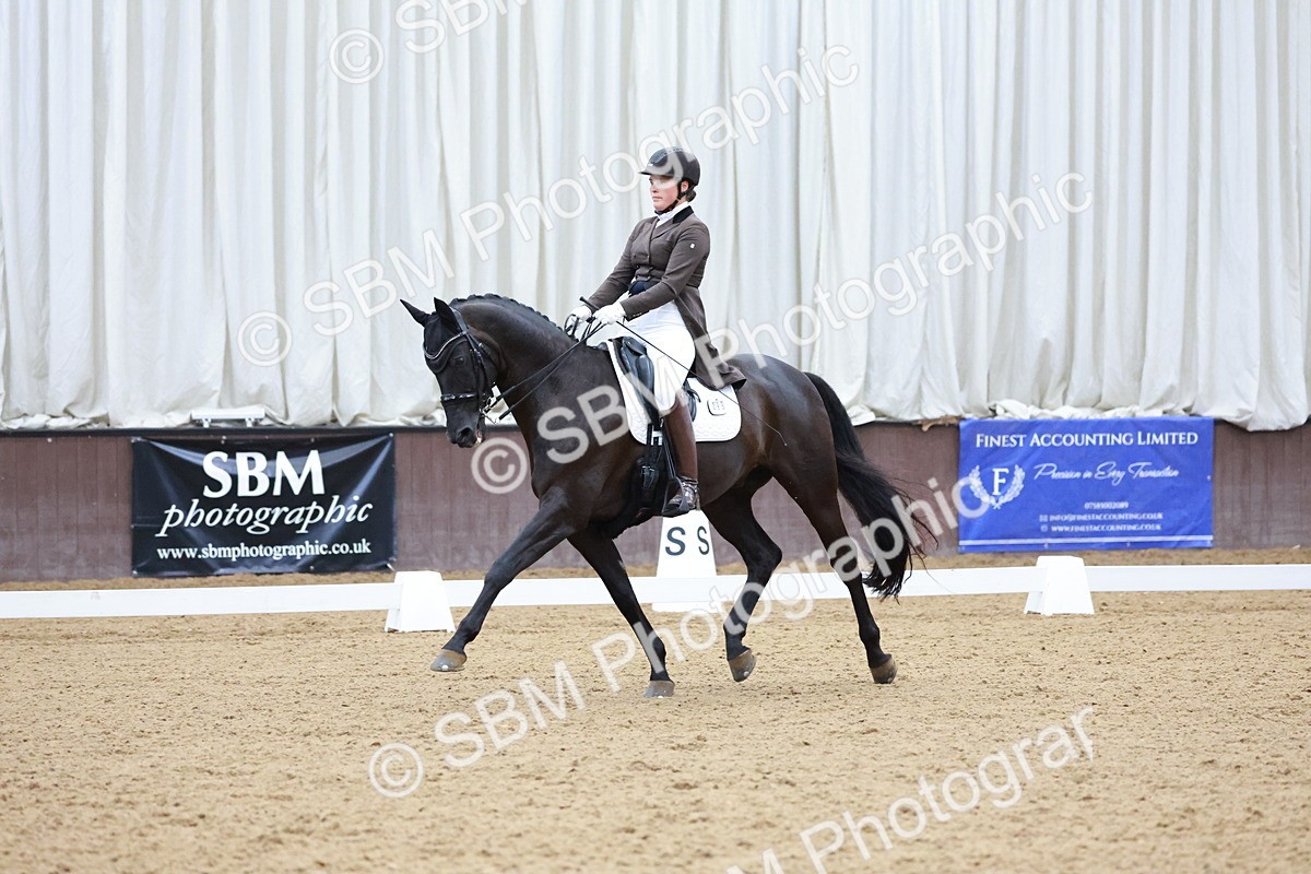 SBM_021290 - Class 14 - FEI Grand Prix - 17.40-18.34