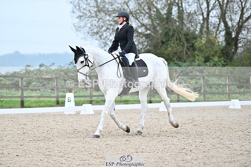 241103-154616-03217 - Novice 1 - 14.44 to 16.08